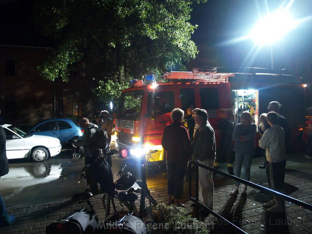 Wasserrohrbruch Koeln Longerich Stommelerstr P041.JPG